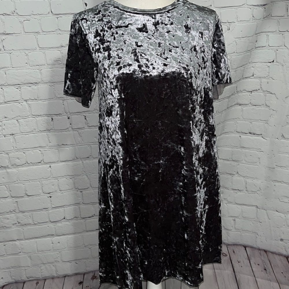 Forever 21 - crushed velour gray dress - S